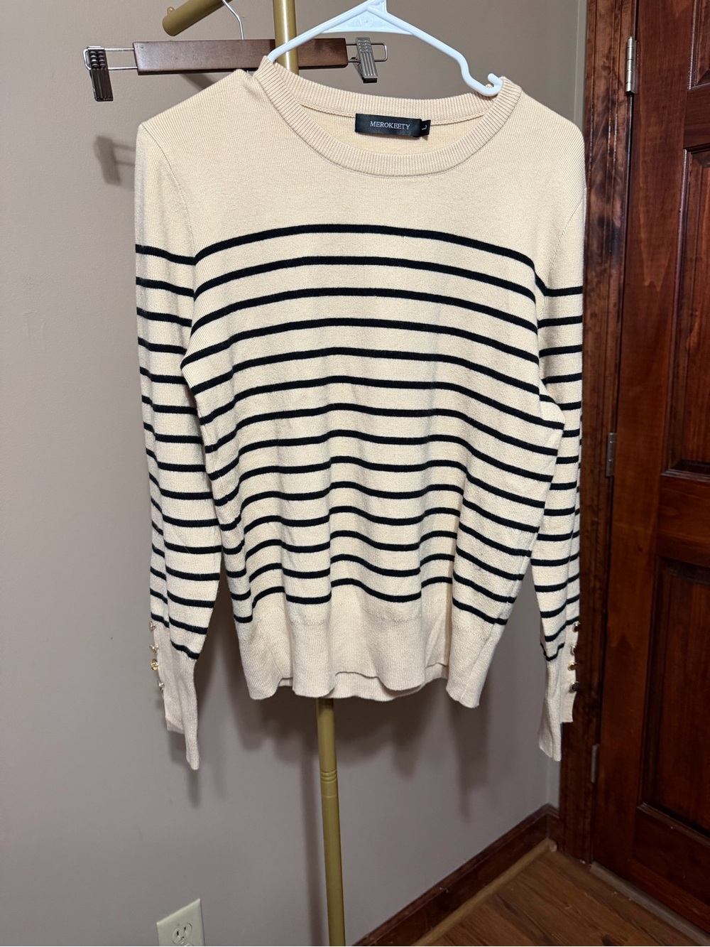 AEROSOLES Cream & Black Striped Crewneck Sweater with Cuff Buttons